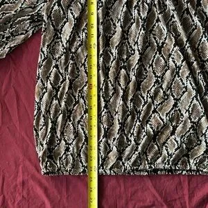 Michael Kors | Tops | Michael Michael Kors 34 Sleeve Python Print Top ...